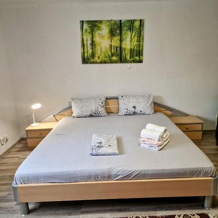 Seventeen -Apartament La Casa Αράντ Εξωτερικό φωτογραφία